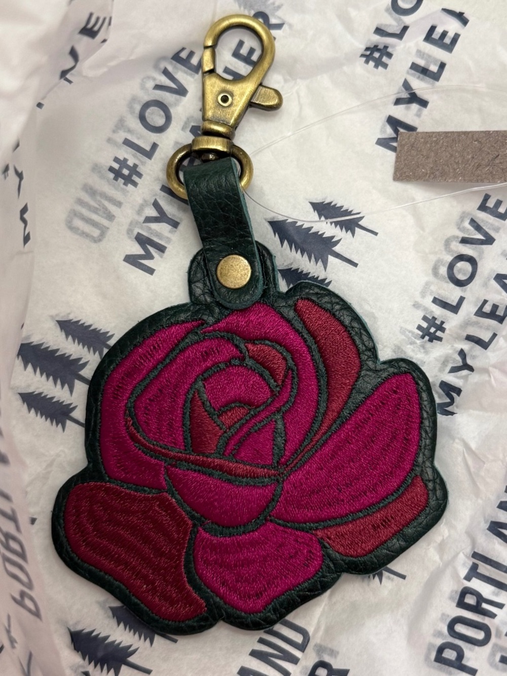 NWT Portland Leather Goods PLG PDX Gladstone Store Exclusive Flair Rose Keychain